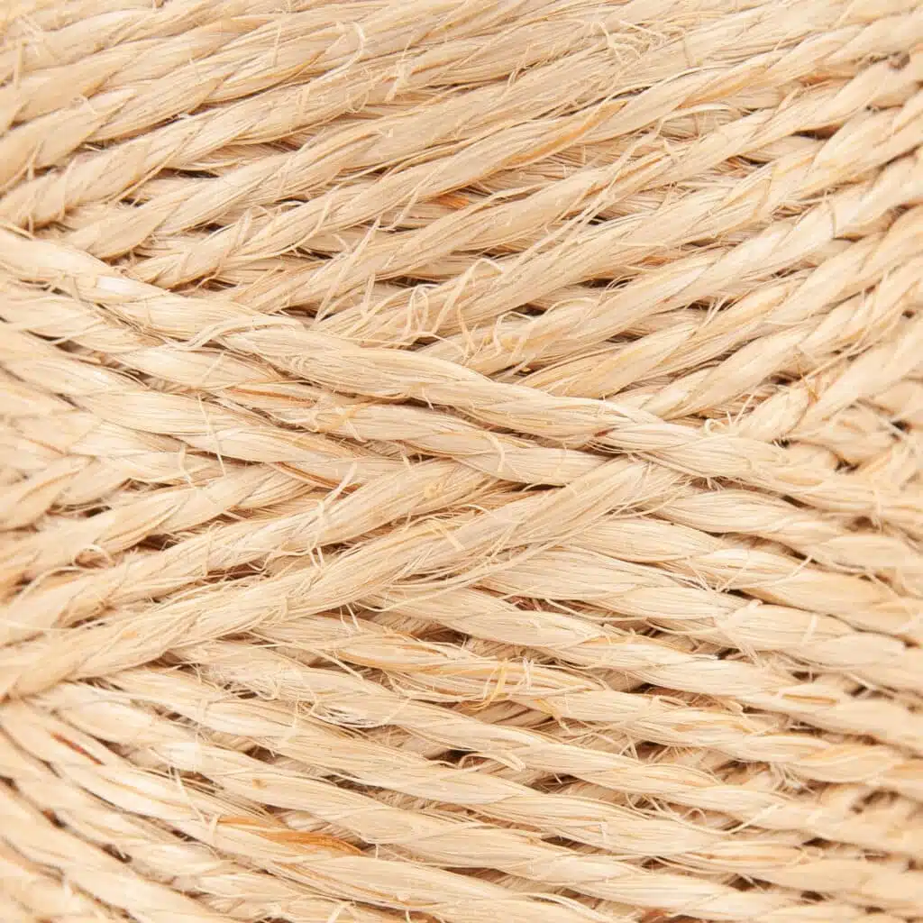 Sisal twines 2.5 mm 110 meters – Close-up PolyRopes Sisal twines 2.5 mm 110 meters – Close-up PolyRopes